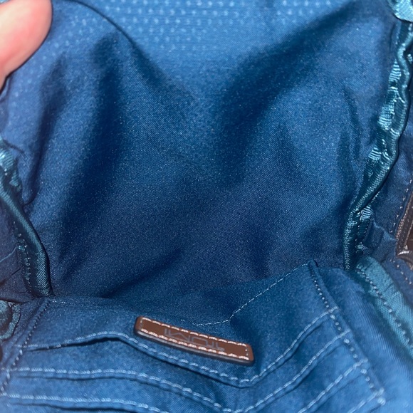 TUMI Charcoal Crossbody Bag Grab and Go Essentials TUMI quality - Picture 5 of 9